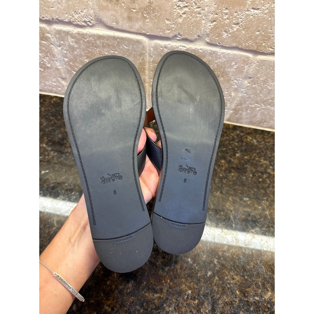 Coach Ellis Thong Sandals Black Size 6 EUC - Picture 4 of 5